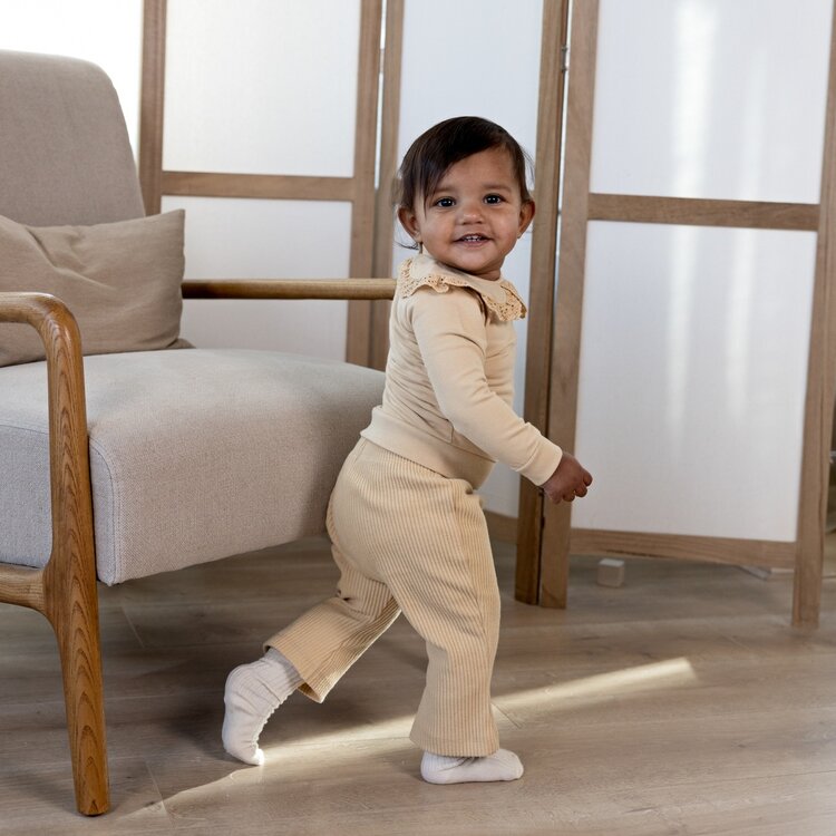 DIRKJE MEISJES BABY TRUI RUFFLE