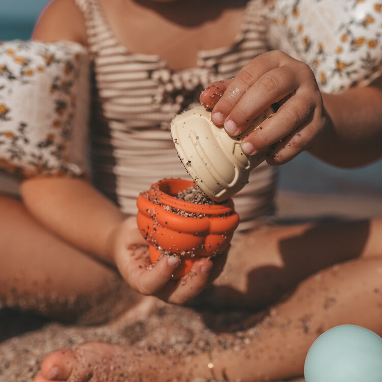STRANDSPEELGOED IJSJES