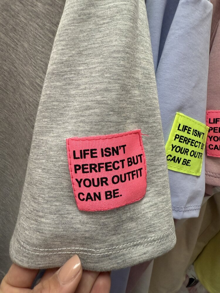 DAMES SET LIFE ISN'T PERFECT