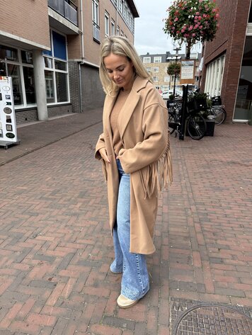 DAMES MANTEL FRANJE CAMEL