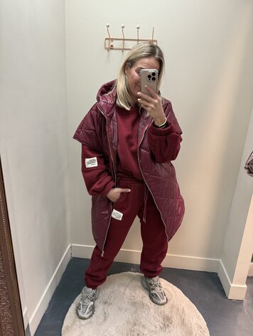 DAMES SET LIFE ISNT PERFECT BORDEAUX ROOD