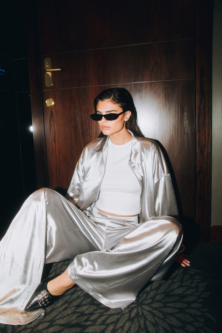 REFINED DEPARTMENT REFINED DEPARTMENT OVERSIZED BOMBER DIA