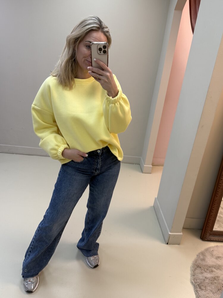 DAMES SWEATER GOOD VIBES GEEL