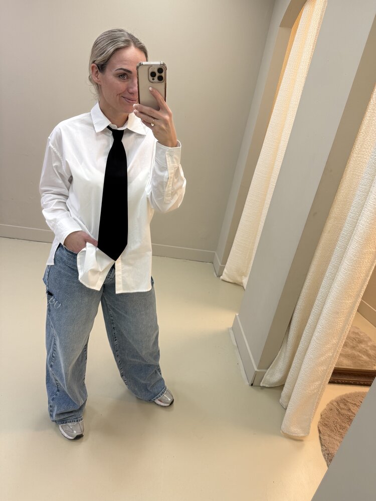 DAMES BLOUSE WIT& STROPDAS