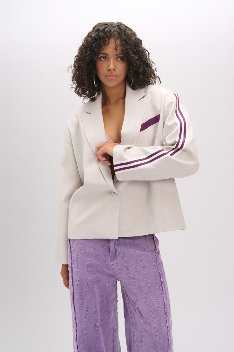 REFINED DEPARTMENT REFINED DEPARTMENT CROPPED JACKIE BLAZER