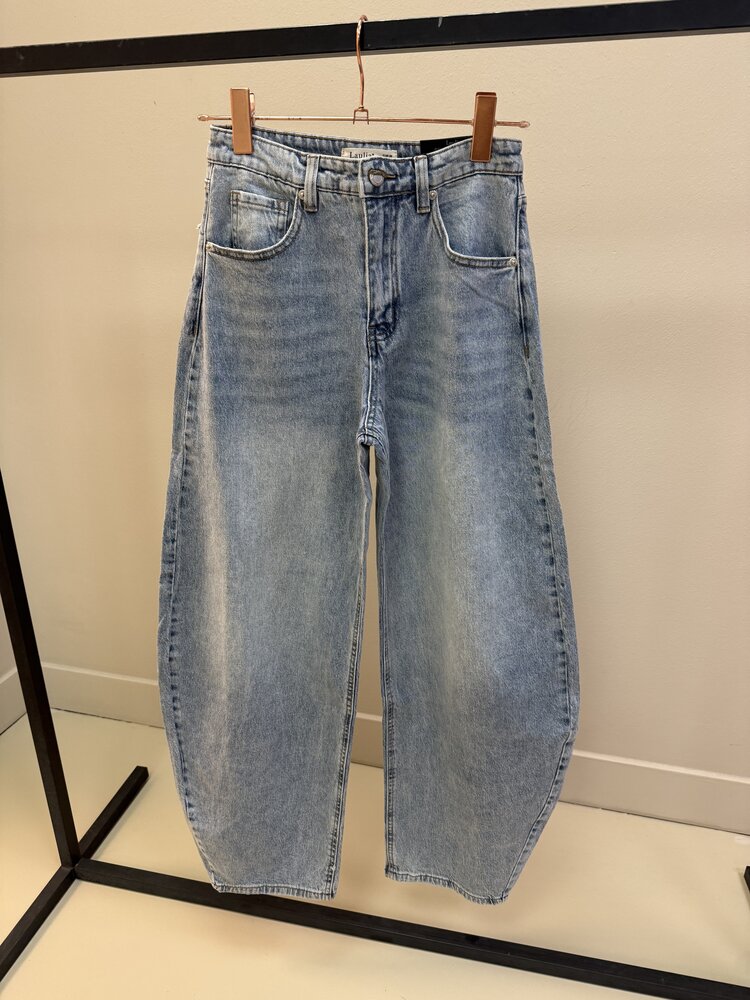 BALLOON BARREL JEANS