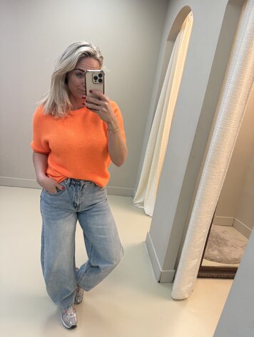 BALLOON BARREL JEANS