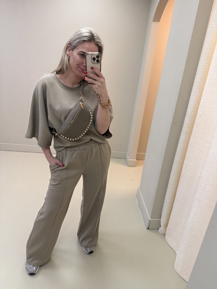 COMFY SET KELS