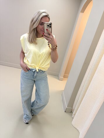 T-SHIRT SHOULDER & KNOOP BUTTER YELLOW