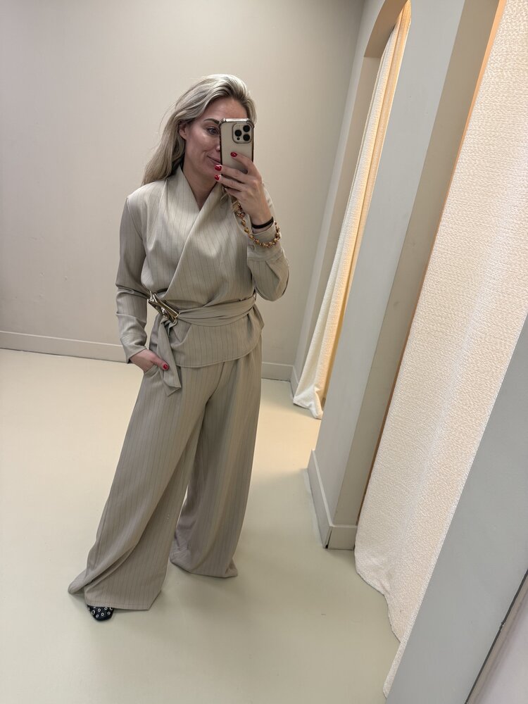 CO -ORD SET KRIJSTREEP BEIGE