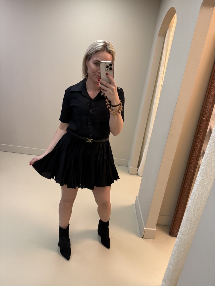 DRESSS REBEC ZWART