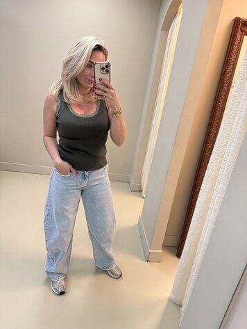 QUEEN HEARTS BARREL JEANS 3717