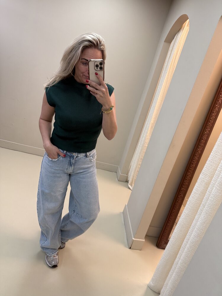 QUEEN HEARTS BARREL JEANS 3717