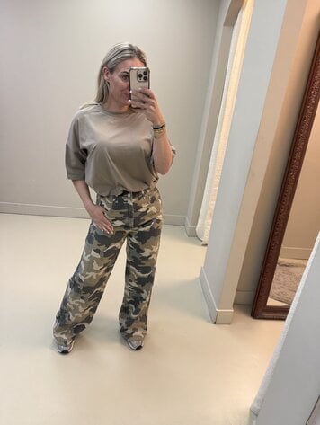 QUEEN HEARTS CAMOUFLAGE STRIGHTLEG