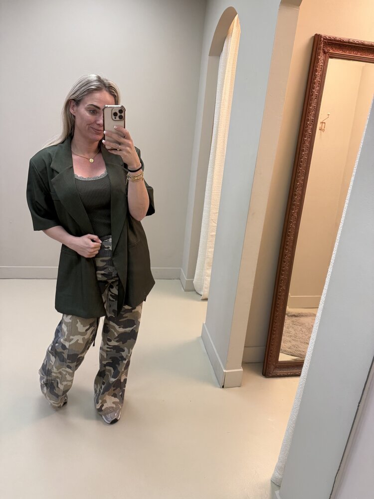 QUEEN HEARTS CAMOUFLAGE STRIGHTLEG