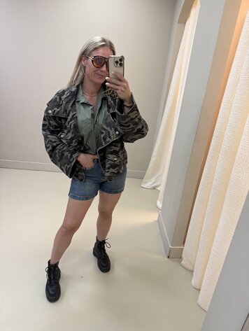 CAMOUFLAGE JACKET