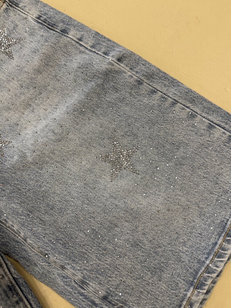 FESTIVAL SHORT