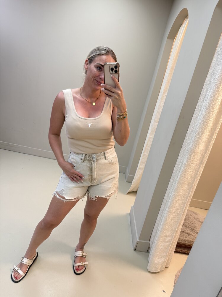 SHORT LAULIA BEIGE