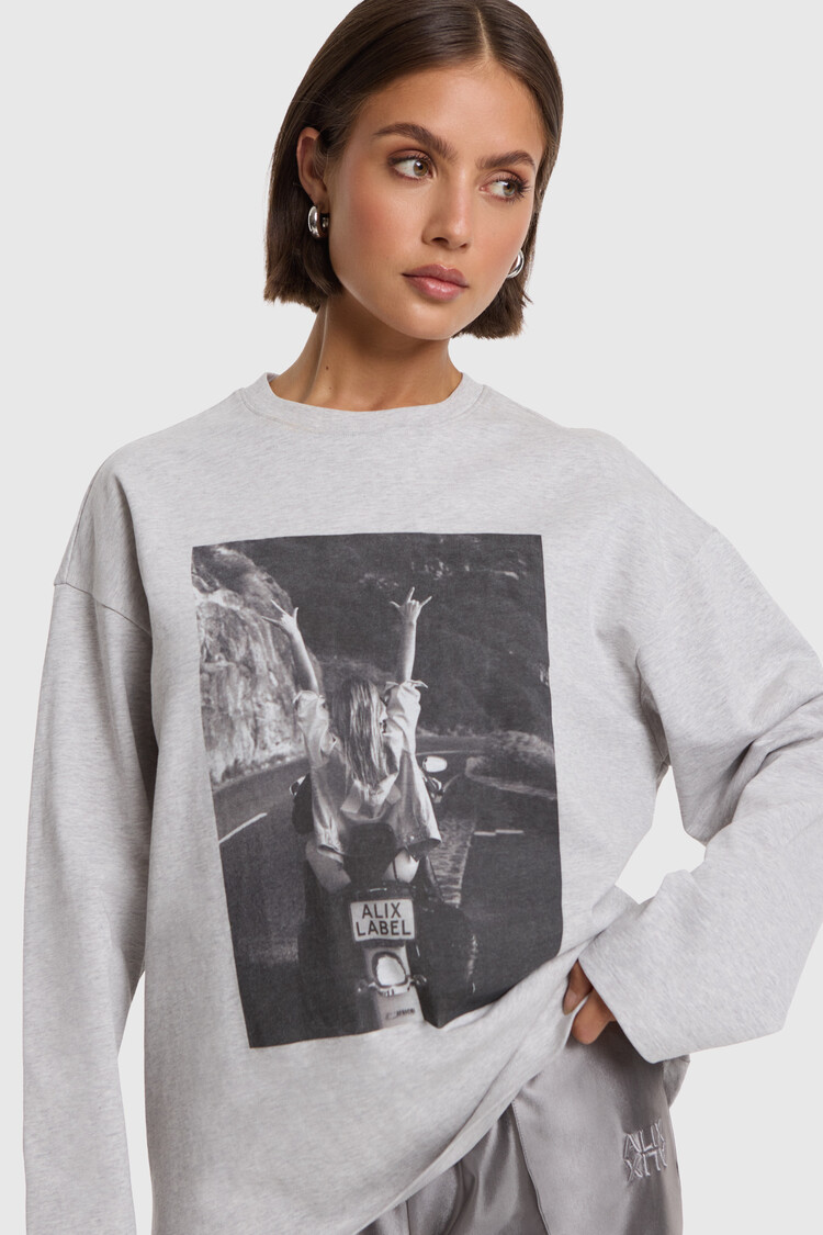 ALIX THE LABEL ALIX THE LABEL PHOTO LONGSLEEVE T-SHIRT