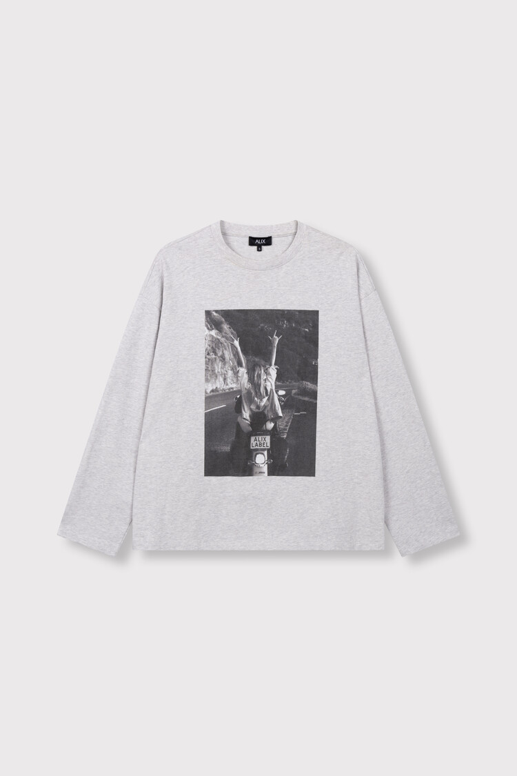 ALIX THE LABEL ALIX THE LABEL PHOTO LONGSLEEVE T-SHIRT