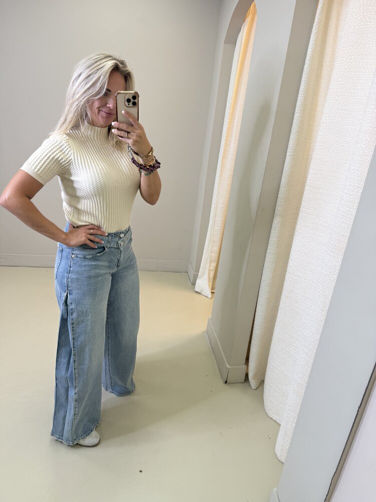 QUEEN HEARTS WIDE LEG MID WAIST