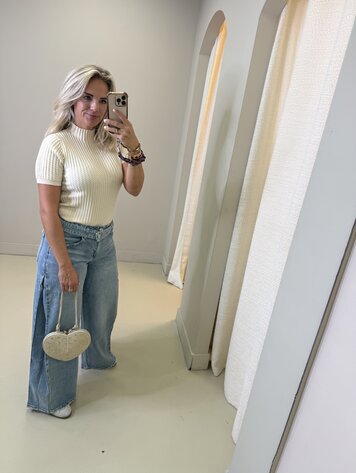 TOP GEBREID OFF WHITE