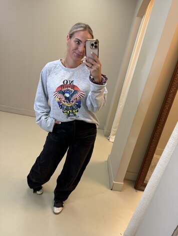 SWEATER RETREAT