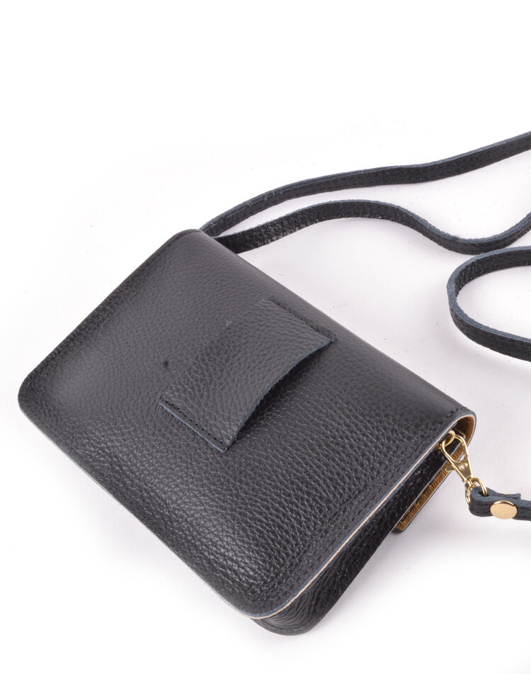 LEREN SCHOUDERTASJE/BELTBAG