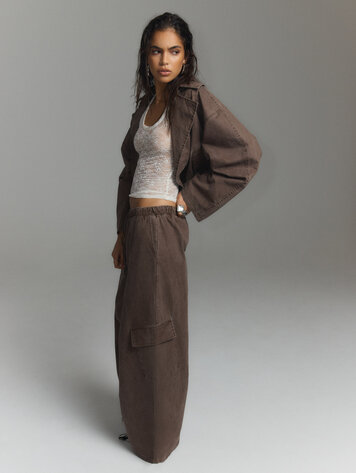 REFINED DEPARTMENT REFINED DEPARTMENT WIDE LEG CARGO MILA PANTS