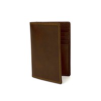 Bruin leren paspoortmapje