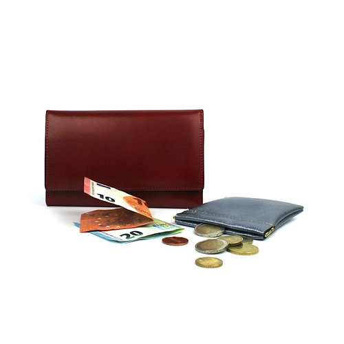 ALLE lederwaren zijn ongelooflijk afgeprijsd!