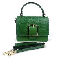 Groene leren handtas met grote gesp