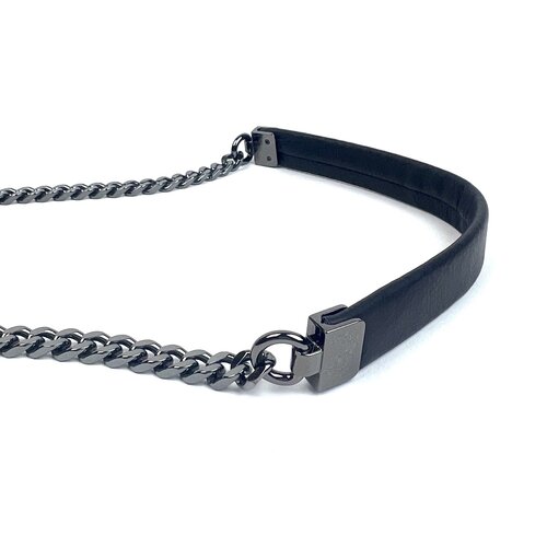 Gun metal schouderketting / tasketting  met zwart leren schouderstuk