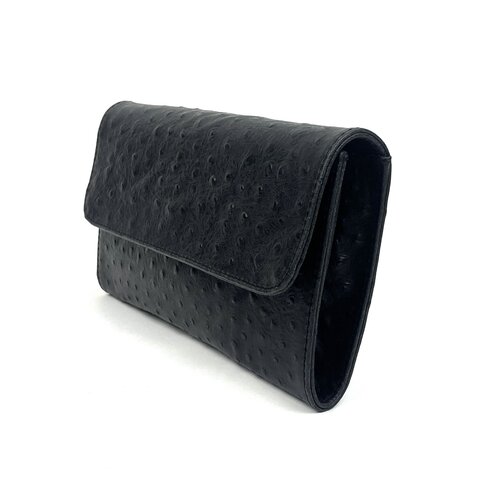 Zwarte leren clutch met struisvogelreliëf