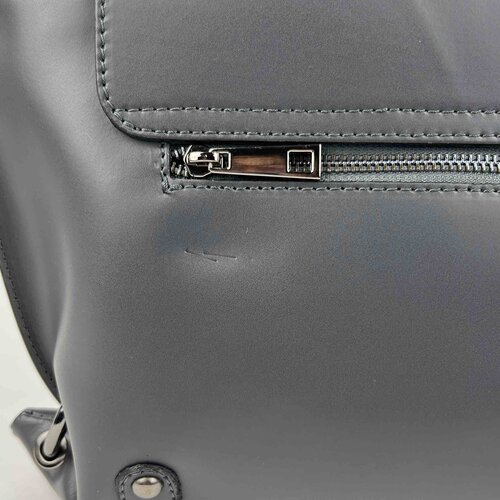 Antracietgrijze leren tas met hoekringen - B-keus Antracietgrijze leren tas met hoekringen - B-keus