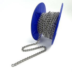 Zilverkleurige ketting rond M per meter