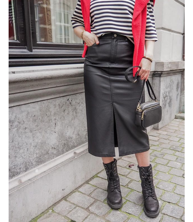 Sisters Point Deia Skirt - Black