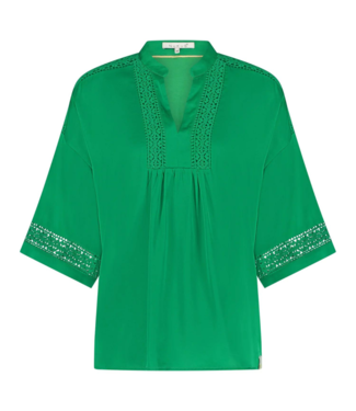 Nukus Nina Top V Neck - Silky Green