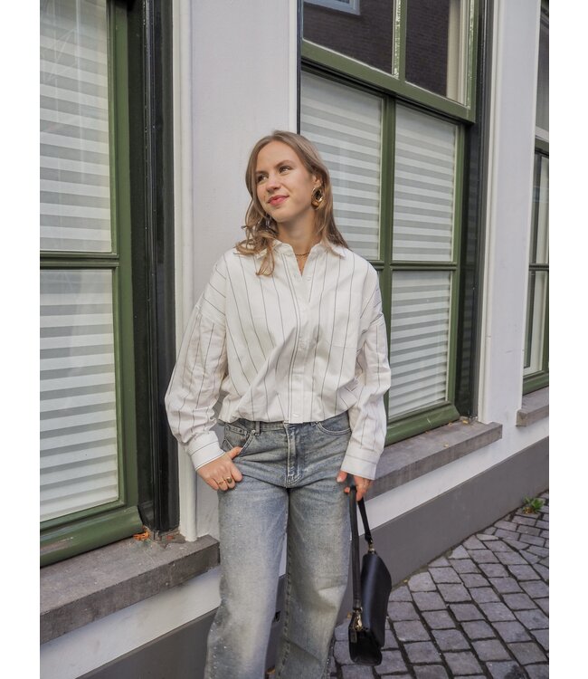 Catwalk Junkie Tuck In Blouse - Off White