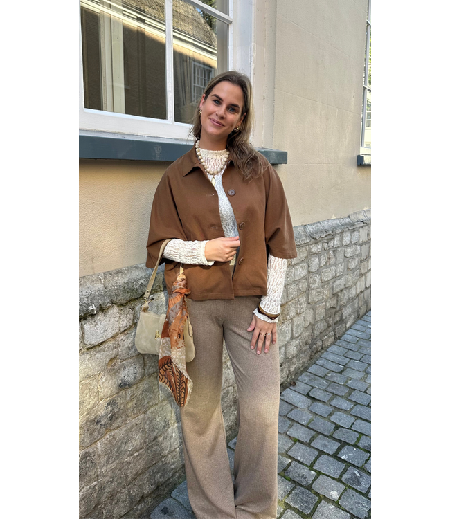 Zusss Cape Jacket - Hazelnut