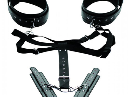 Master Series Easy Access Bondageharnas Met Hand- En Enkelboeien