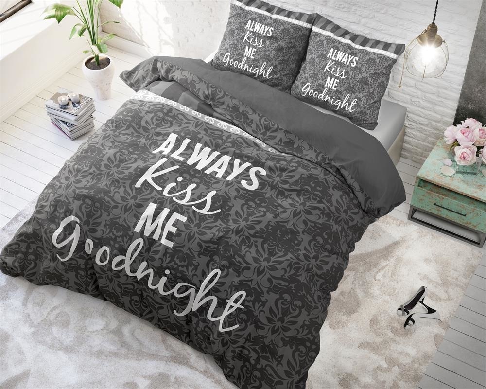 DekbedovertrekAlways kiss me - katoen - 240x220 + 2st. 60x70 cm