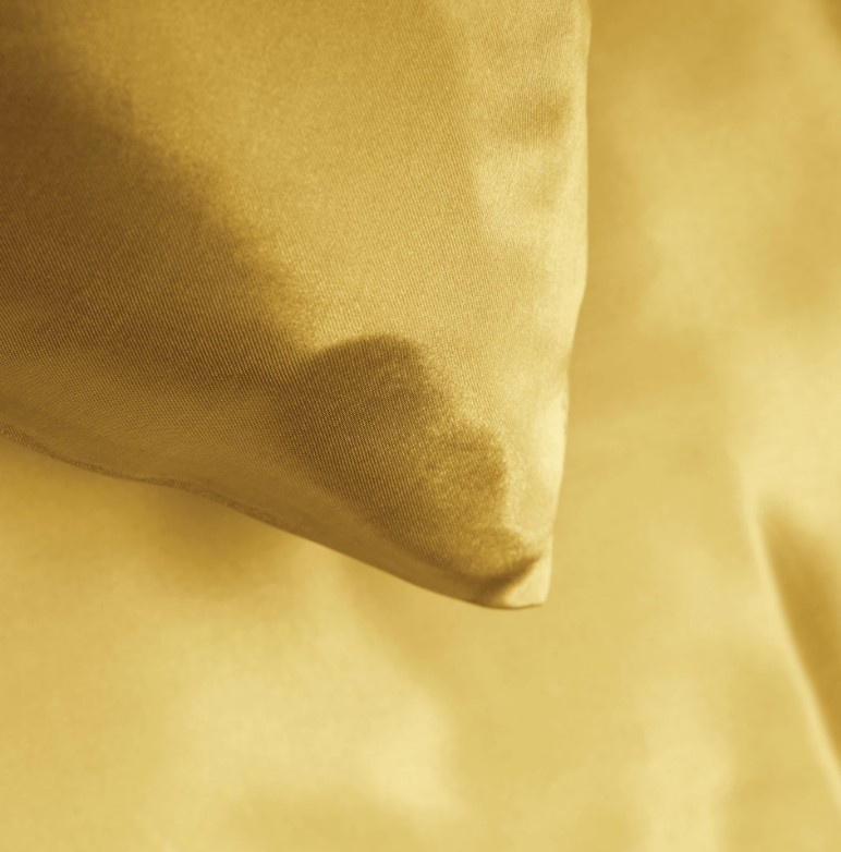 Beauty Skin Care dekbedovertrek - goud - glans satijn