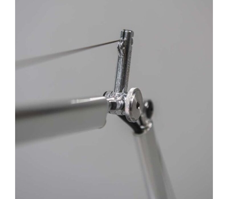 Artemide Tolomeo bureaulamp met voet 129cm - Aluminium HALO of LED Tolomeo bureaulamp met voet 129cm - Aluminium HALO of LED