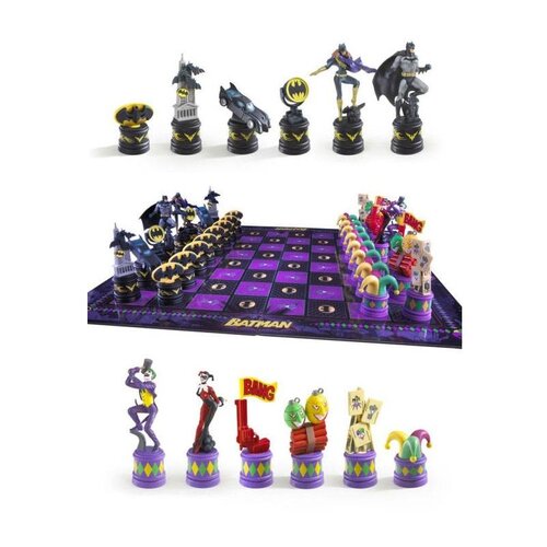 The Noble Collection Batman Chess Set (Batman Vs Joker) The Noble Collection Batman Chess Set (Batman Vs Joker)