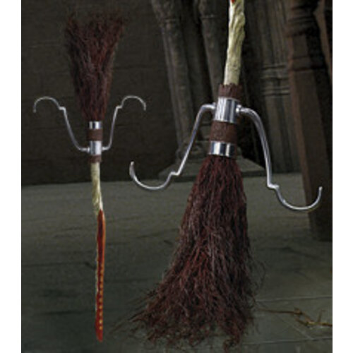 The Noble Collection Harry Potter - The Firebolt Broom The Noble Collection Harry Potter - The Firebolt Broom