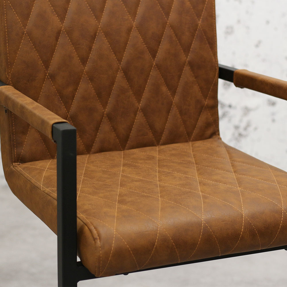 Carlo Esszimmerstuhl Industrial Cognac | MOBOLS - Mobols