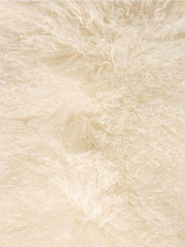 Schaffell Tibet lang gelockt - 70x100cm | MOBOLS - Mobols