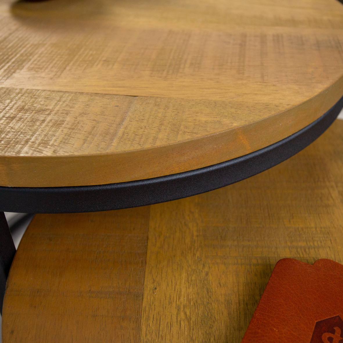 Leoni Couchtisch Industrial 2er-Set Mangoholz |Gratis Versand |MOBOLS