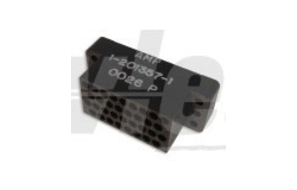 AMP PLUG-MALE C1